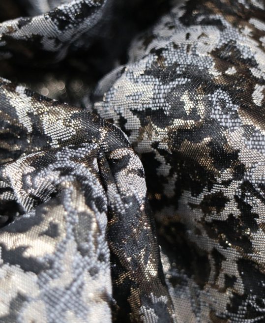 男性用袴単品レンタル(成人式・結婚式・卒業式)グレー黒ゴールドの迷彩柄[身長175cm]No.320